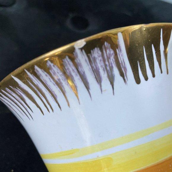 Vintage Planter Italy Hand Painted Succulent Scalloped Rainbow Gold Trim - Picture 6 of 7